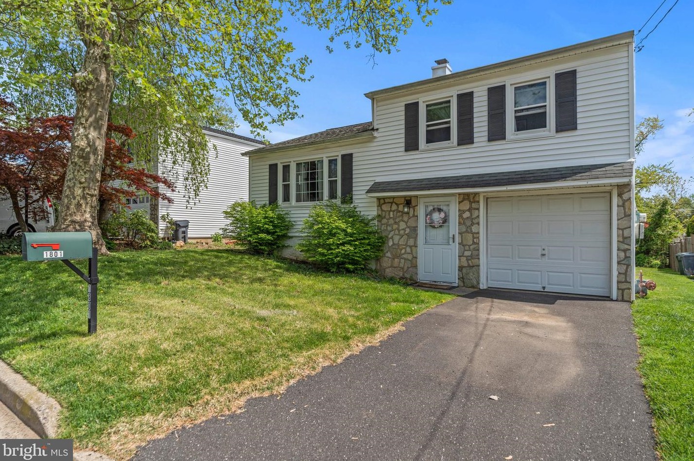 1801 Lukens Ave, Willow Grove, PA 19090