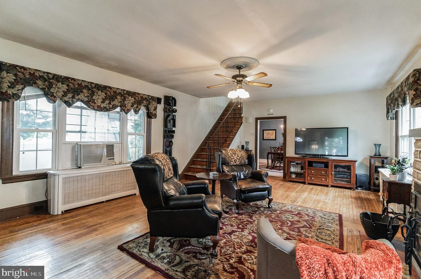 2261 Mt Carmel Ave, Ardsley, PA 19038