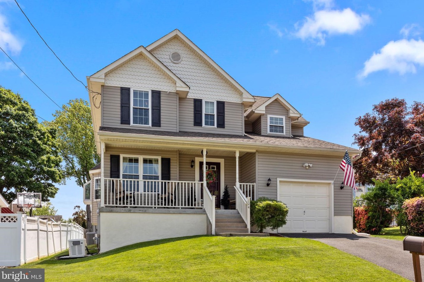 224 N Sylvania Ave, Meadowbrook, PA 19046