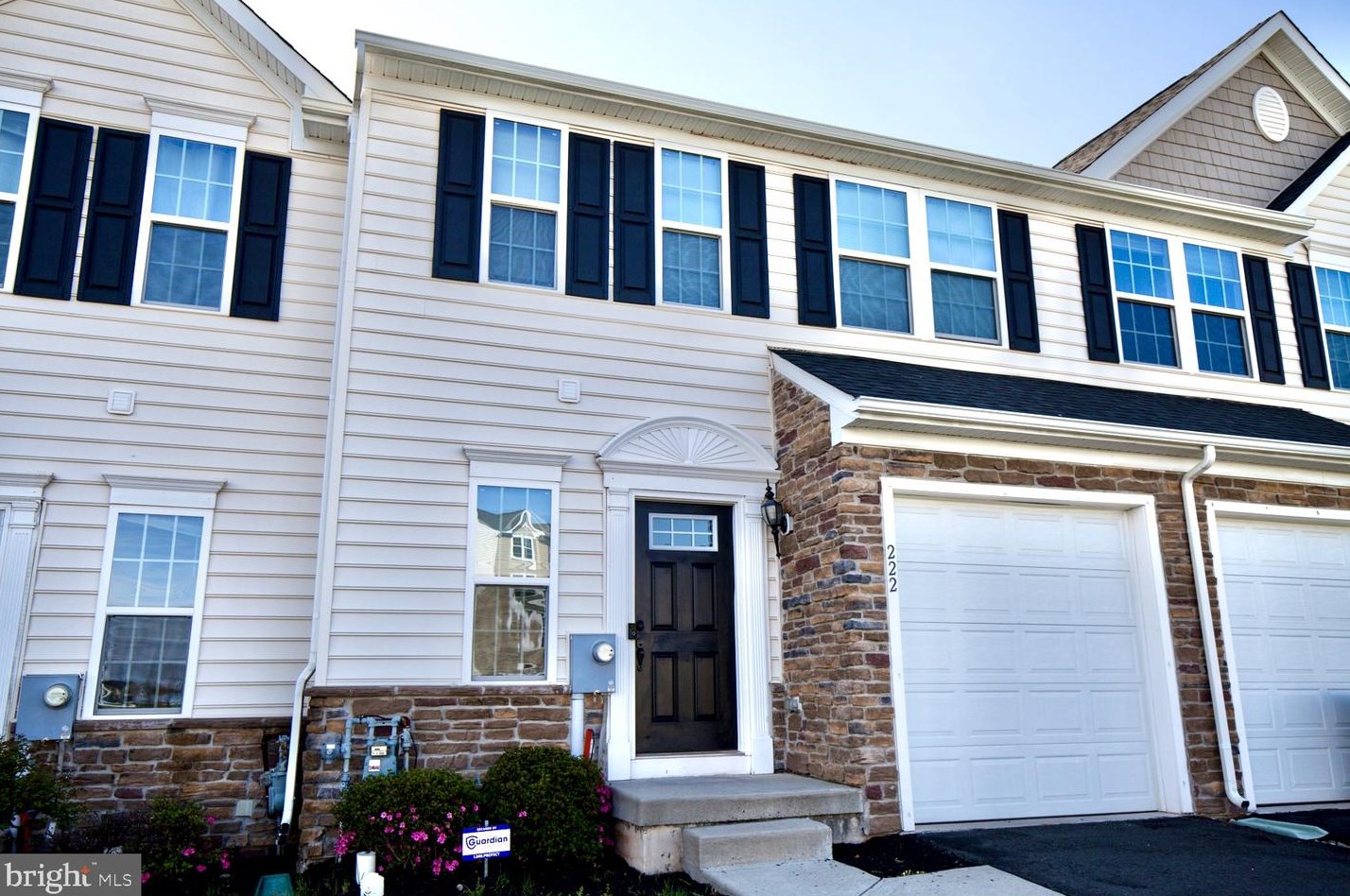 222 Tulip Ln, Gilbertsville, PA 19525