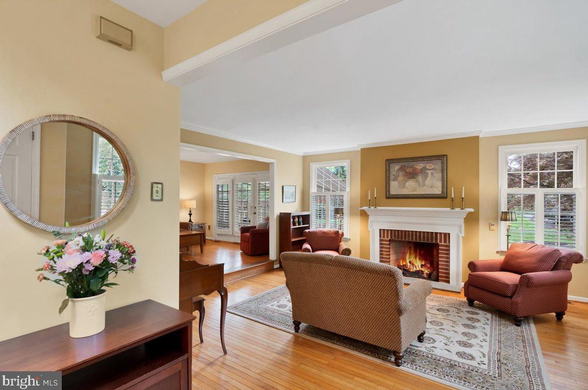 218 Nevin Ln, Prospectville, PA 19002-2033