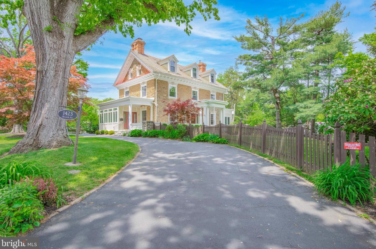 1423 Melrose Ave, Melrose Park, PA 19027