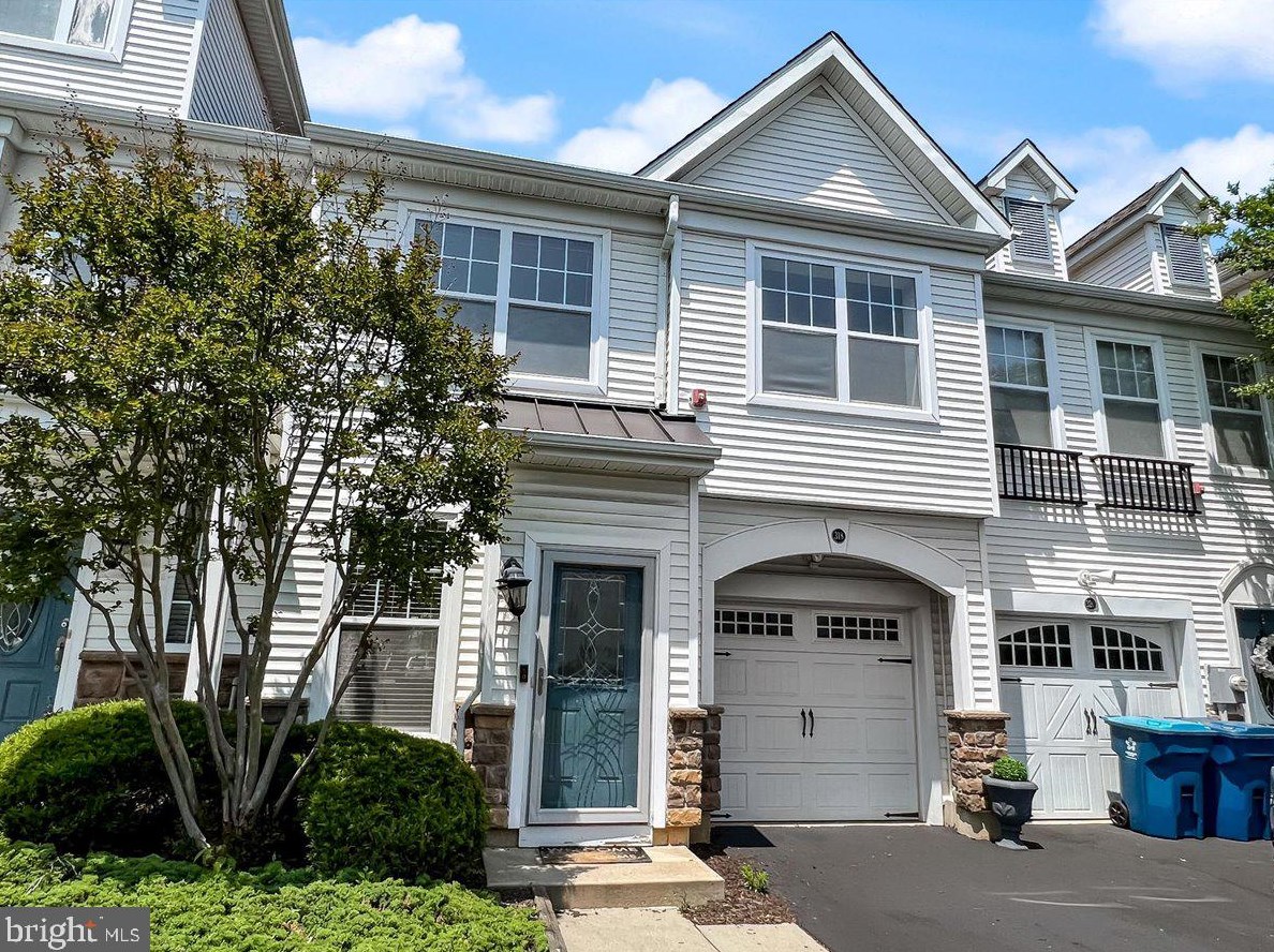 318 Ross Ct, Wyncote, PA 19095