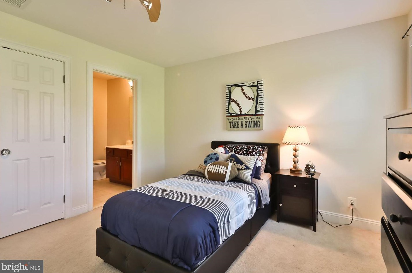 1318 Pine Brook Ct, Prospectville PA  19002-1177 exterior