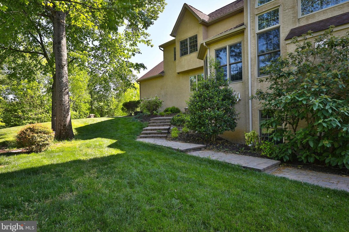 1318 Pine Brook Ct, Prospectville PA  19002-1177 exterior