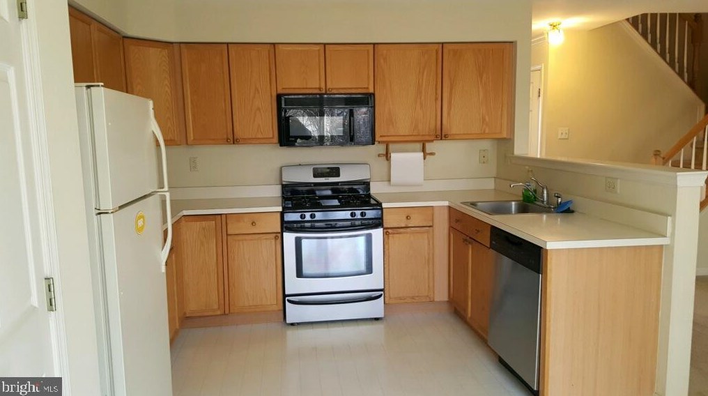 949 Katie Cir, Limerick, PA 19468