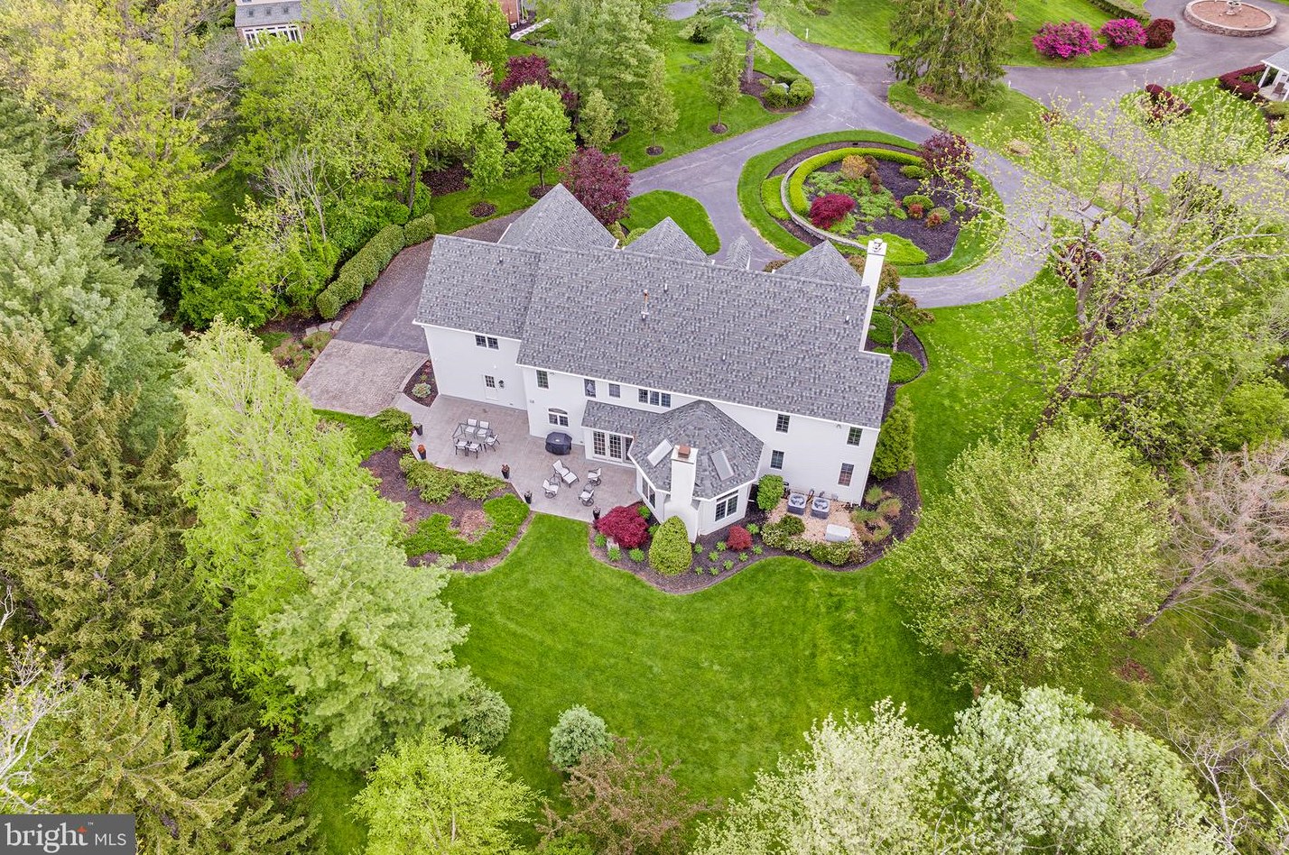 1264 Meetinghouse Rd, North Wales PA  19454-3688 exterior