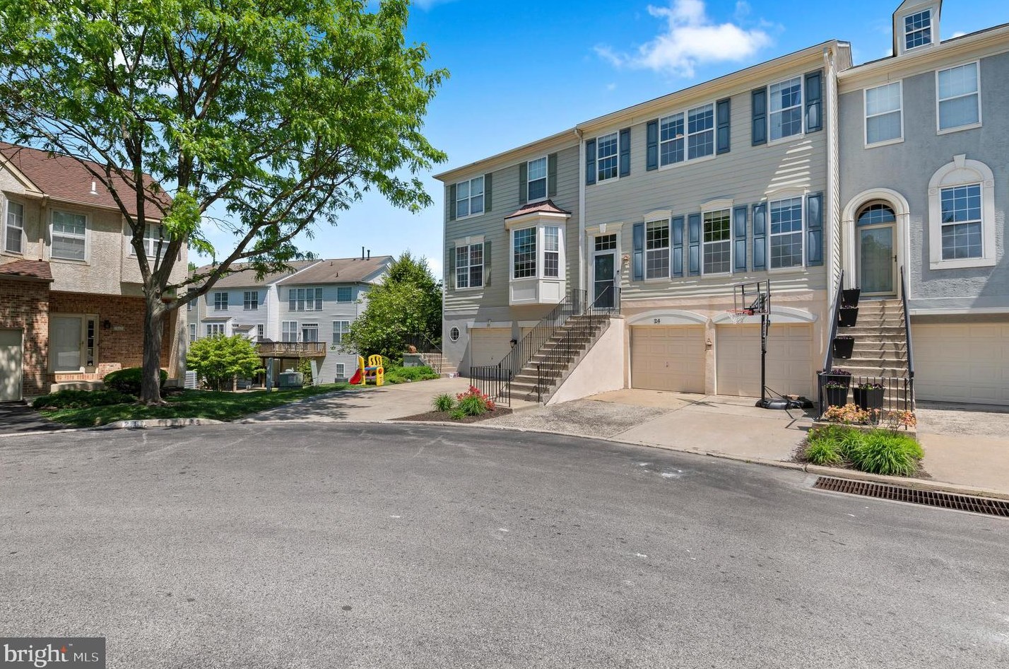 24 Cherry Ct, Miquon, PA 19444