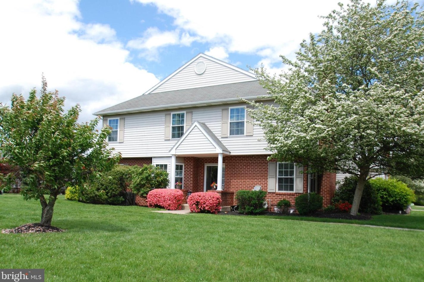 22 Red Tail Ct, Limerick, PA 19468