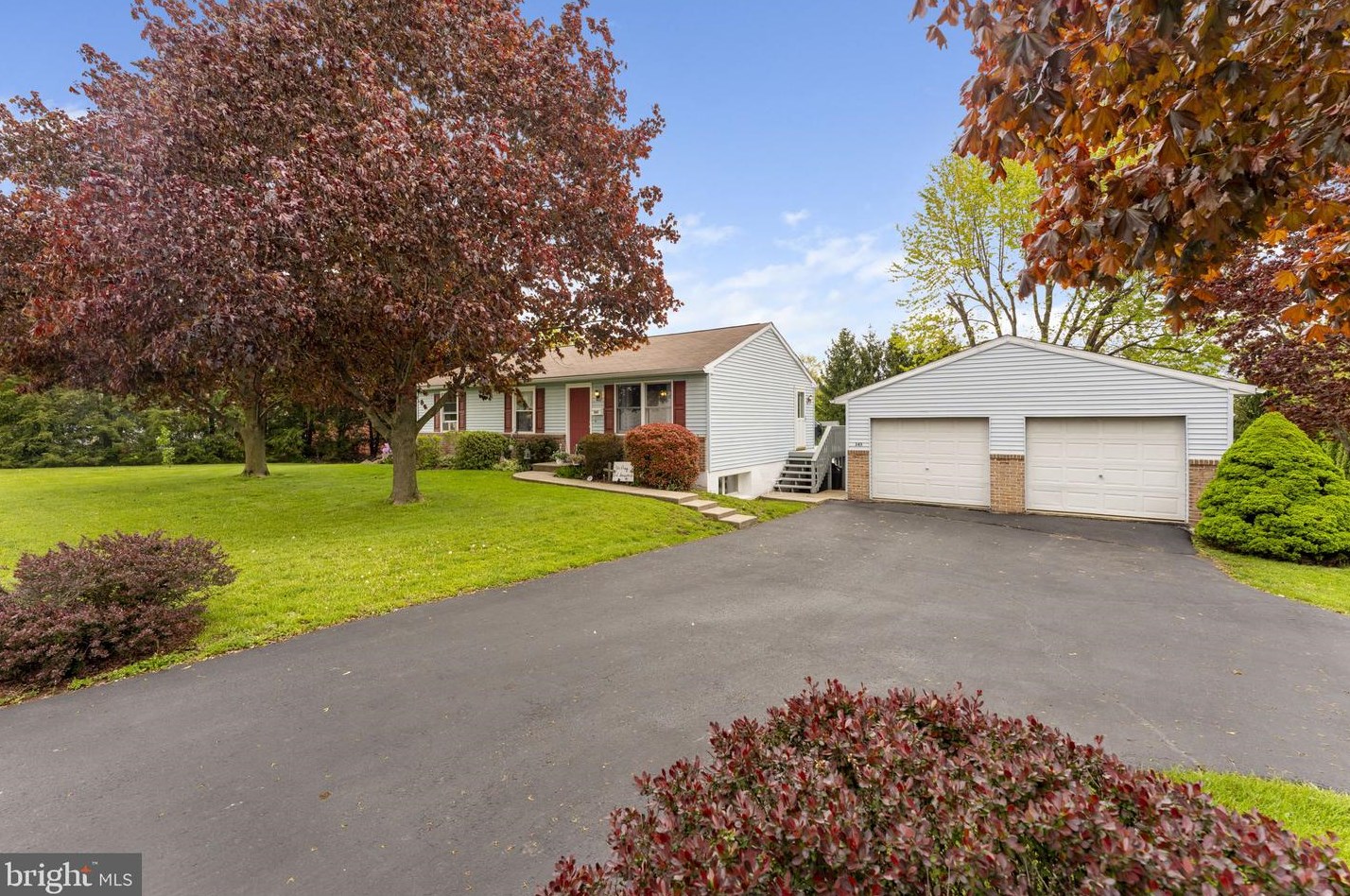 345 Washington St, East Greenville, PA 18041