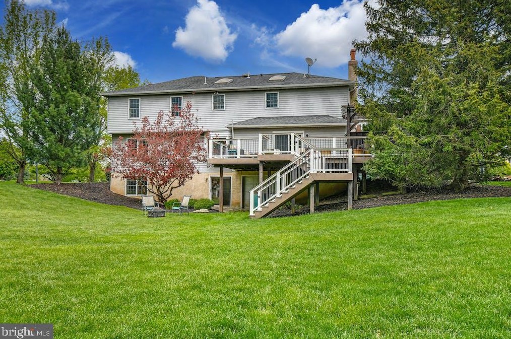 757 Shearer St, North Wales PA  19454-2747 exterior