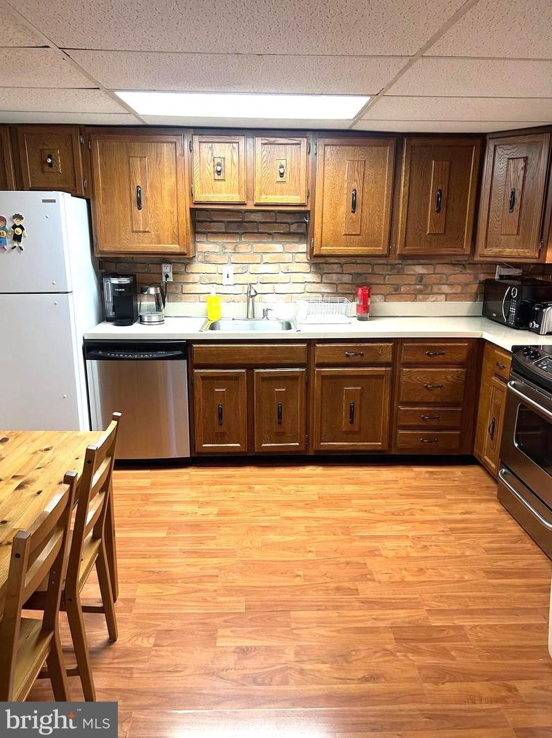1112 Forest Ln #a-2, Collegeville, PA 19473