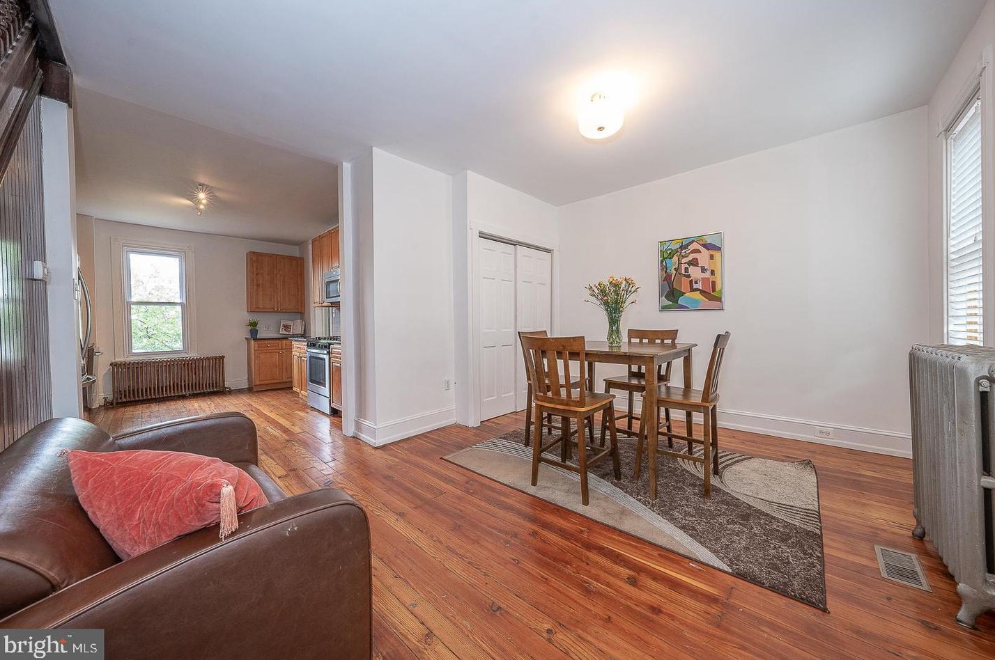 47 Price St, Cynwyd, PA 19004