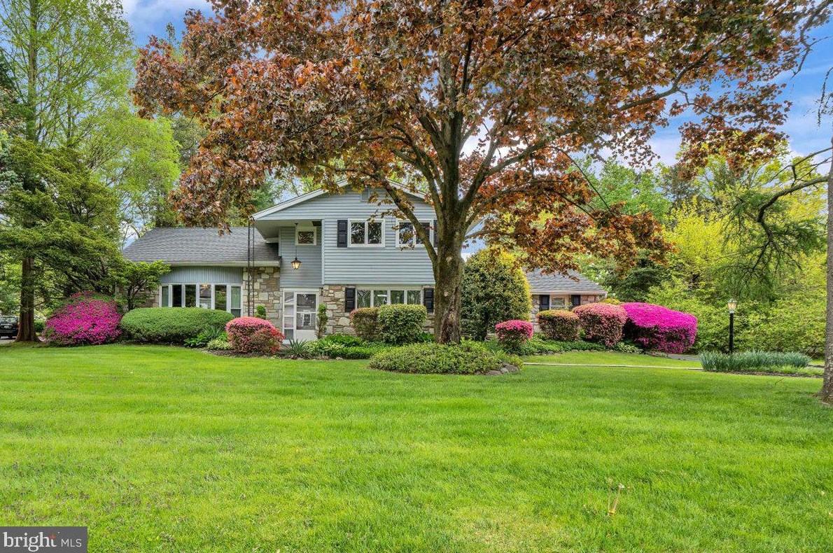 1827 Terrace Dr, Prospectville, PA 19002