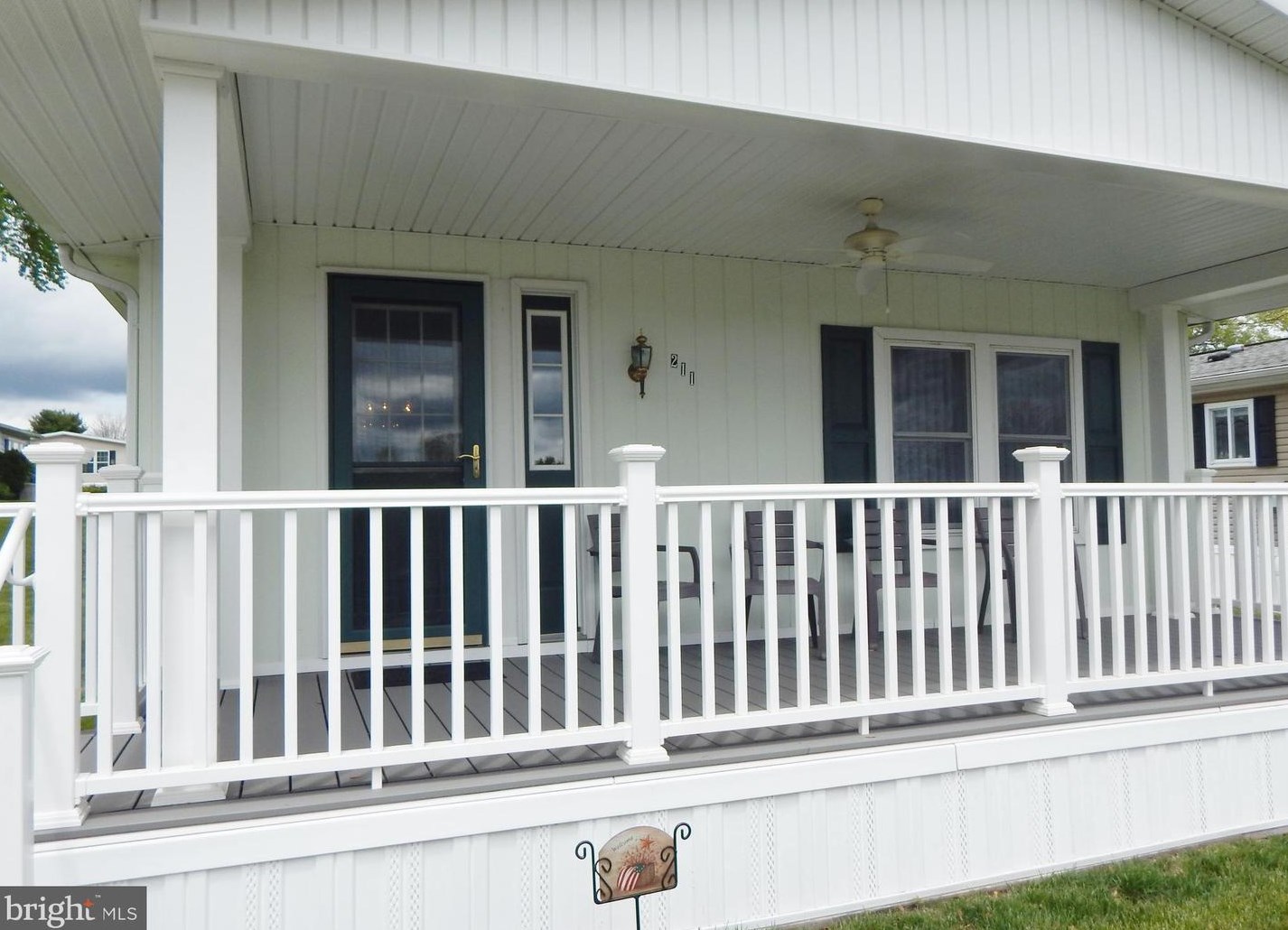 211 Fox Chase Ct, North Wales, PA 19454-1107