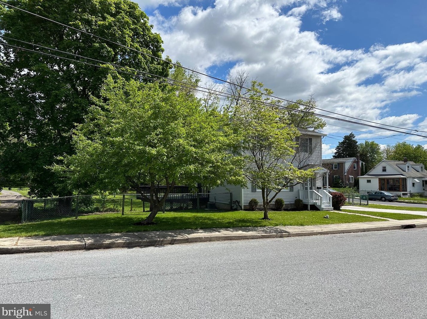 301 Race St, Pottstown, PA 19464-6515