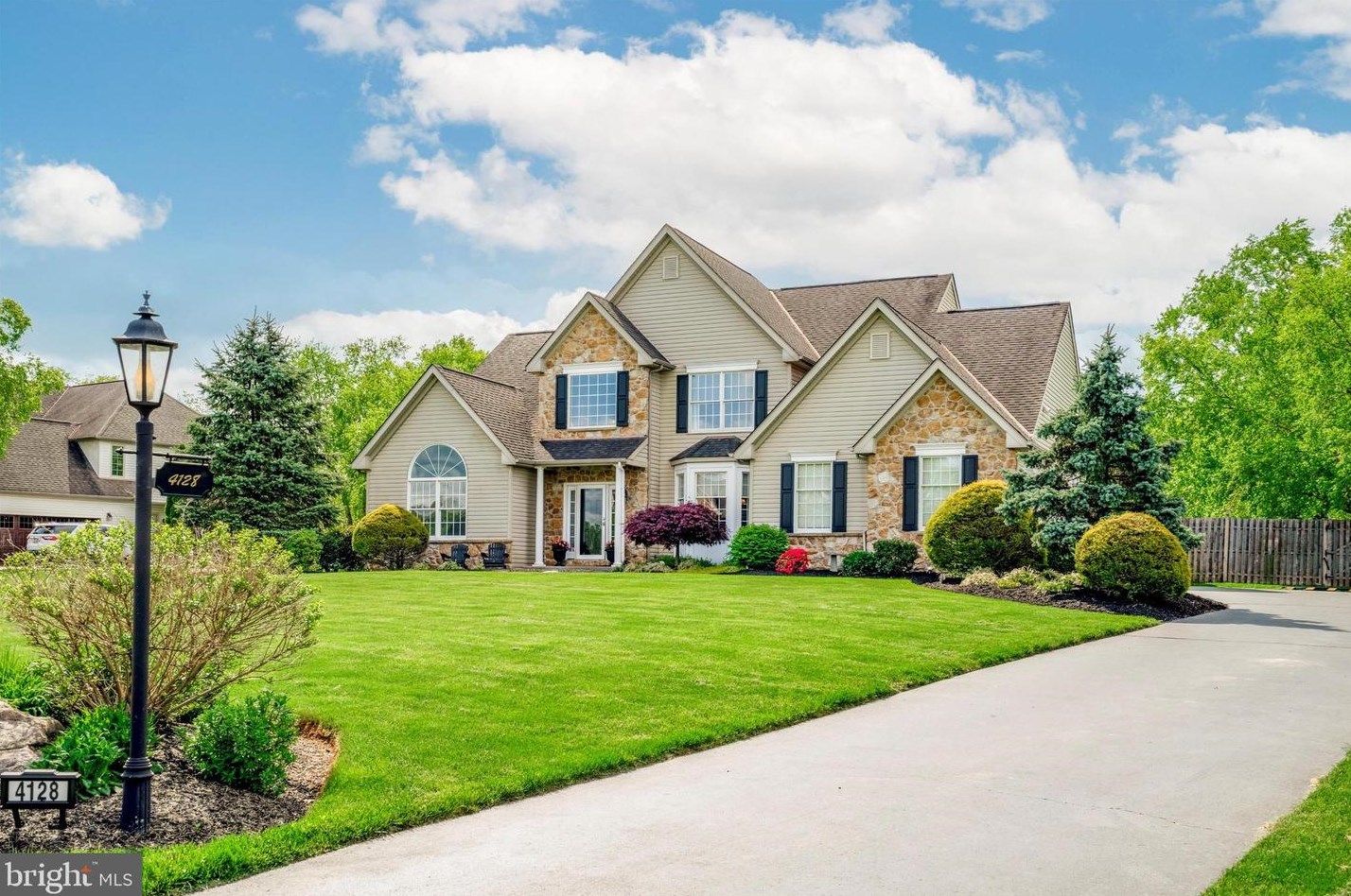 4128 Justin Ct, Collegeville, PA 19426