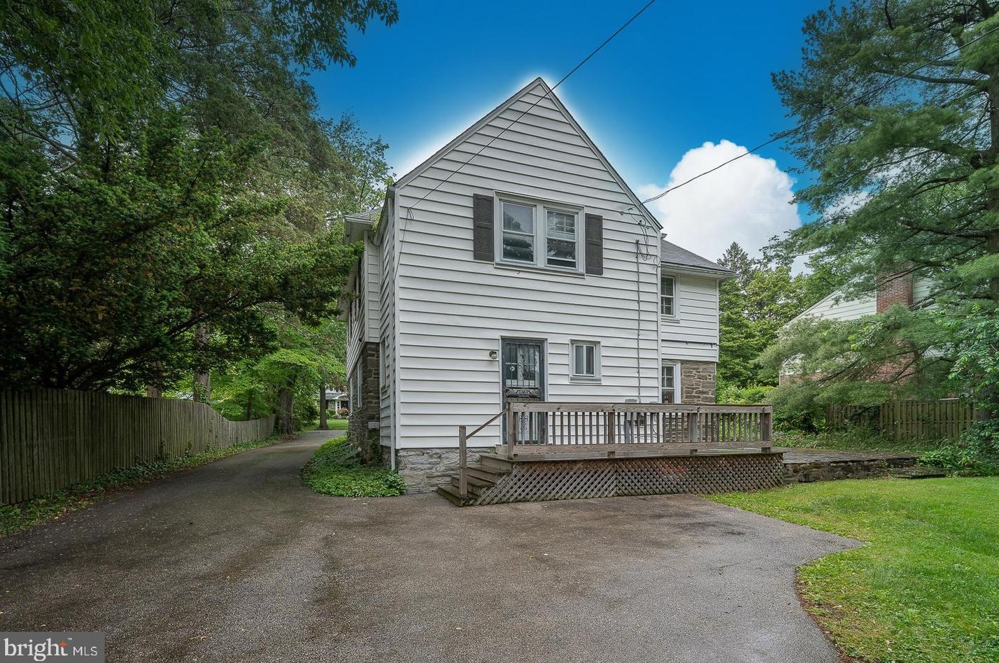 254 Hathaway Ln, Penn Wynne, PA 19096-1924