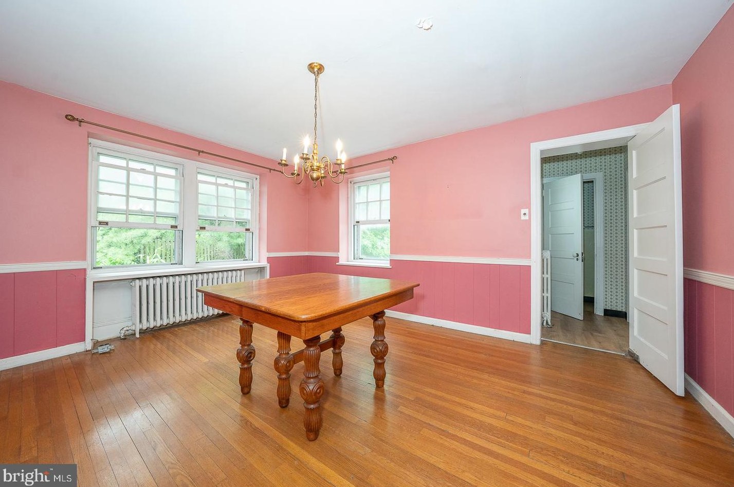 254 Hathaway Ln, Penn Wynne PA 19096-1924 exterior