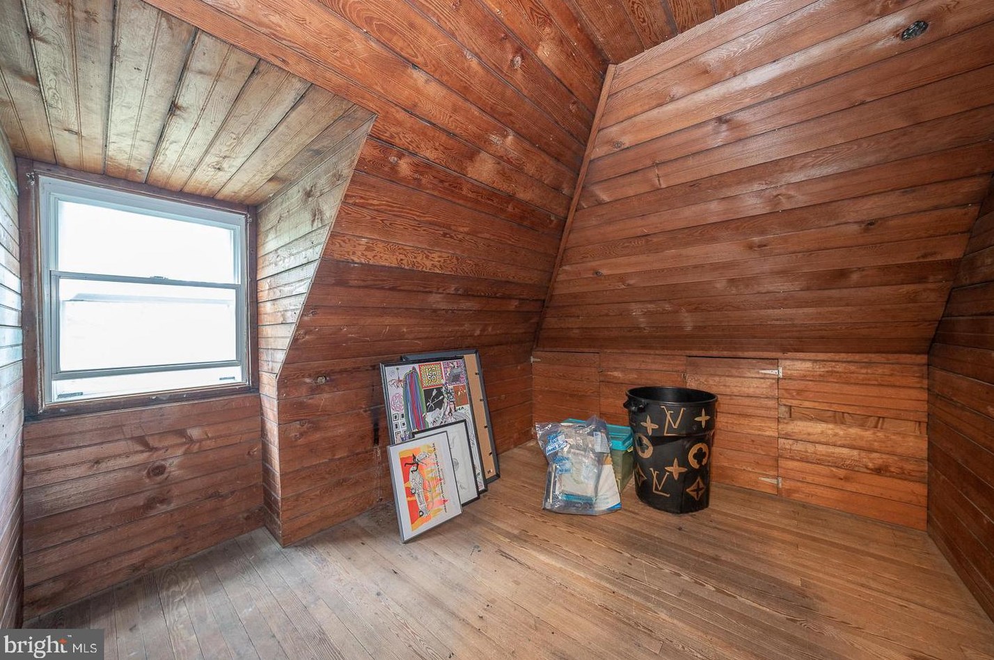 254 Hathaway Ln, Penn Wynne PA 19096-1924 exterior