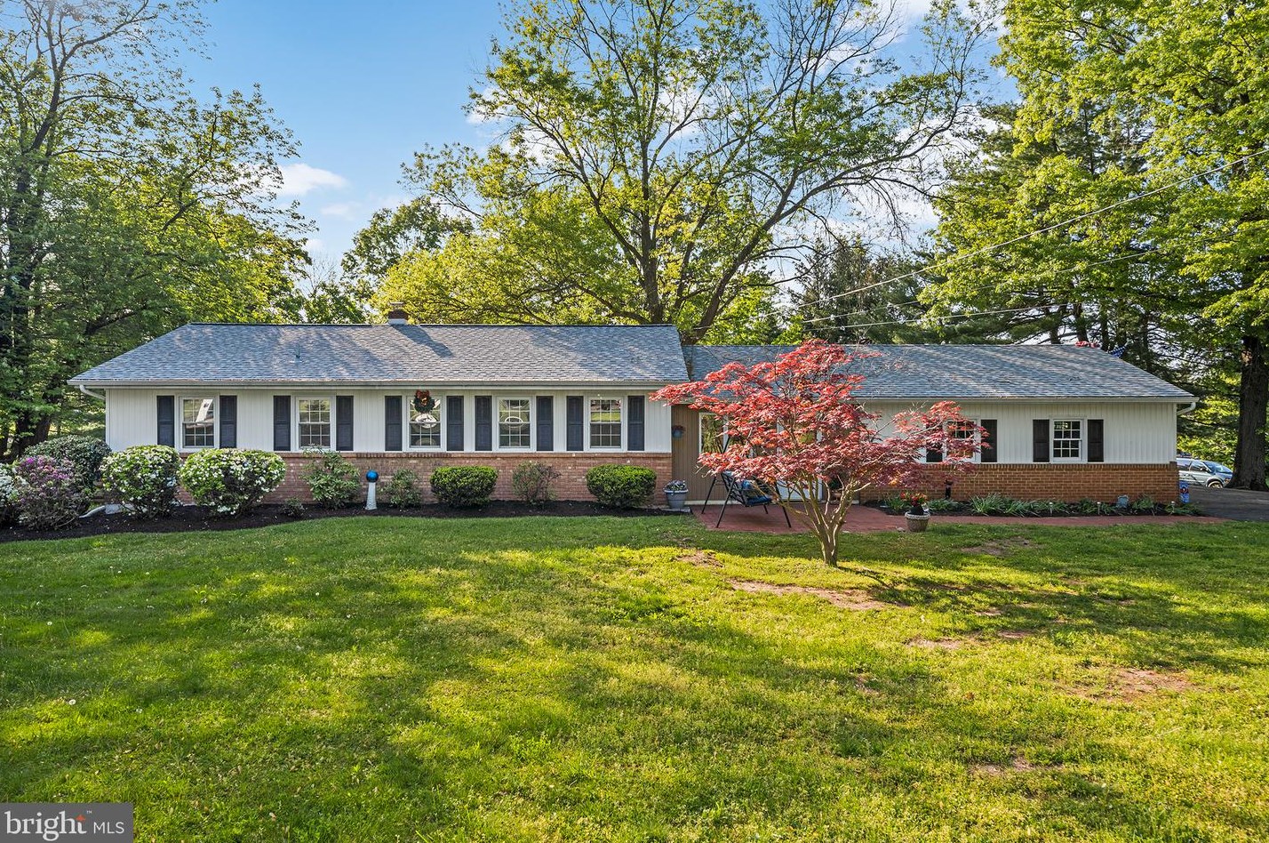 487 Fruit Farm Rd, Limerick, PA 19468