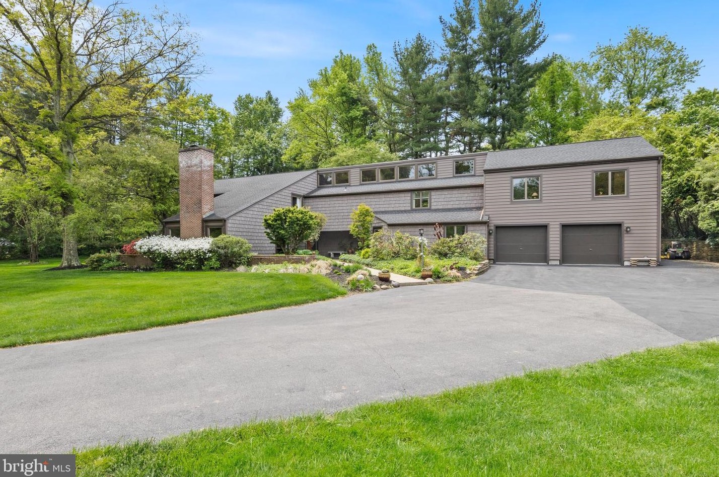 1319 E Township Line Rd, Prospectville, PA 19002