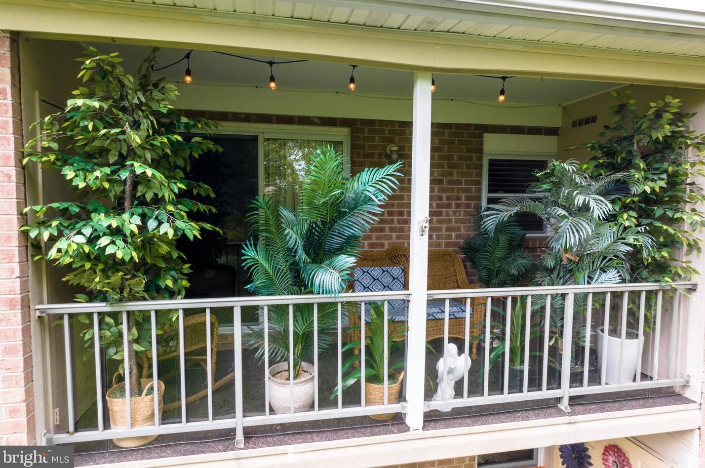 44 Wexford Dr, North Wales PA  19454-4022 exterior