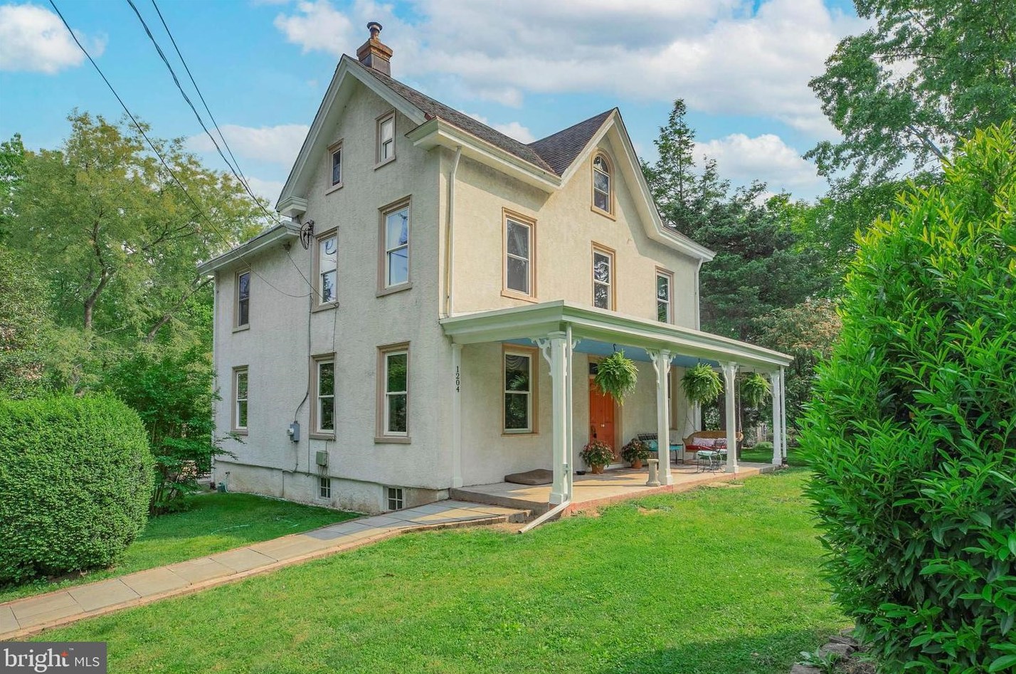 1204 Narcissa Rd, Blue Bell, PA 19422-2435