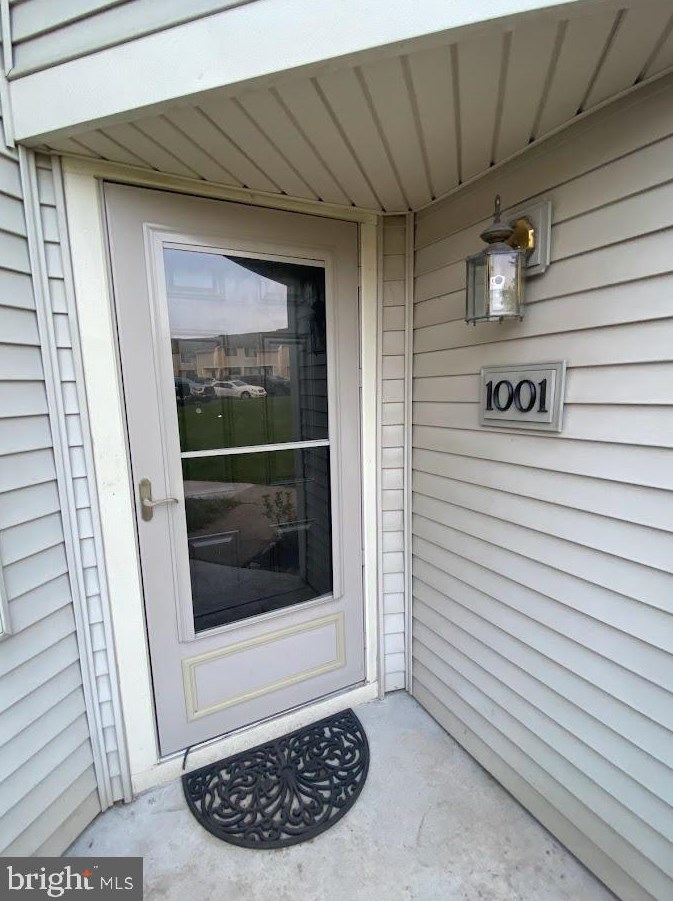 1001 Continental Dr #condo 221, Harleysville, PA 19438