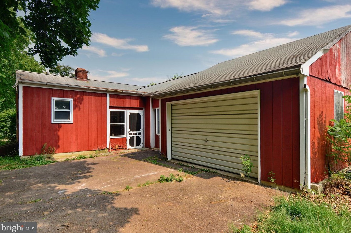 228 Morwood Rd, Harleysville, PA 19438