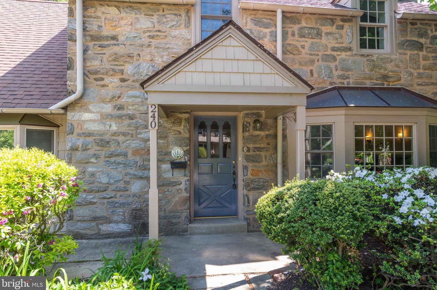 240 Walnut Ln, Prospectville, PA 19002