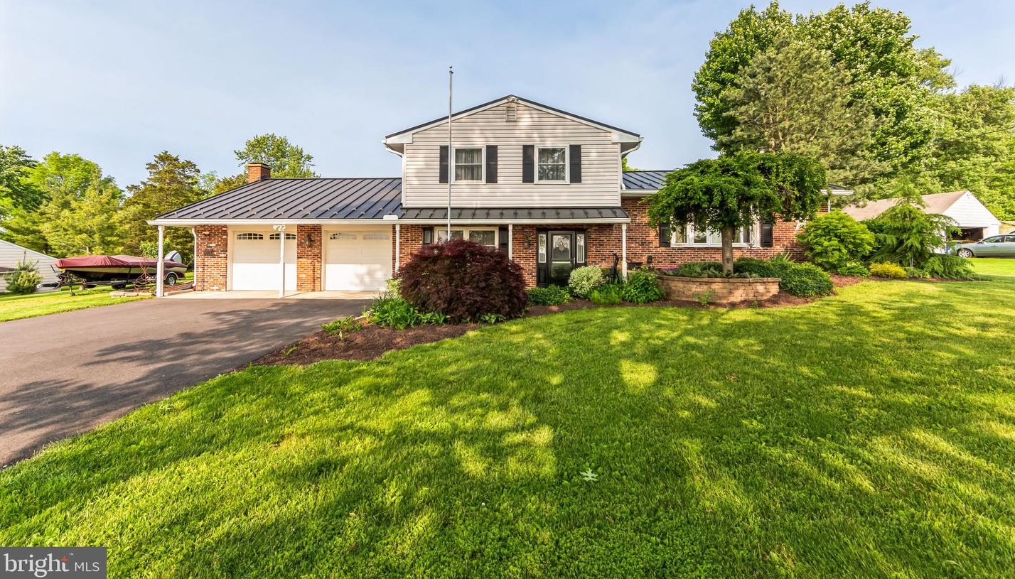 1144 Cressman Rd, Collegeville, PA 19473