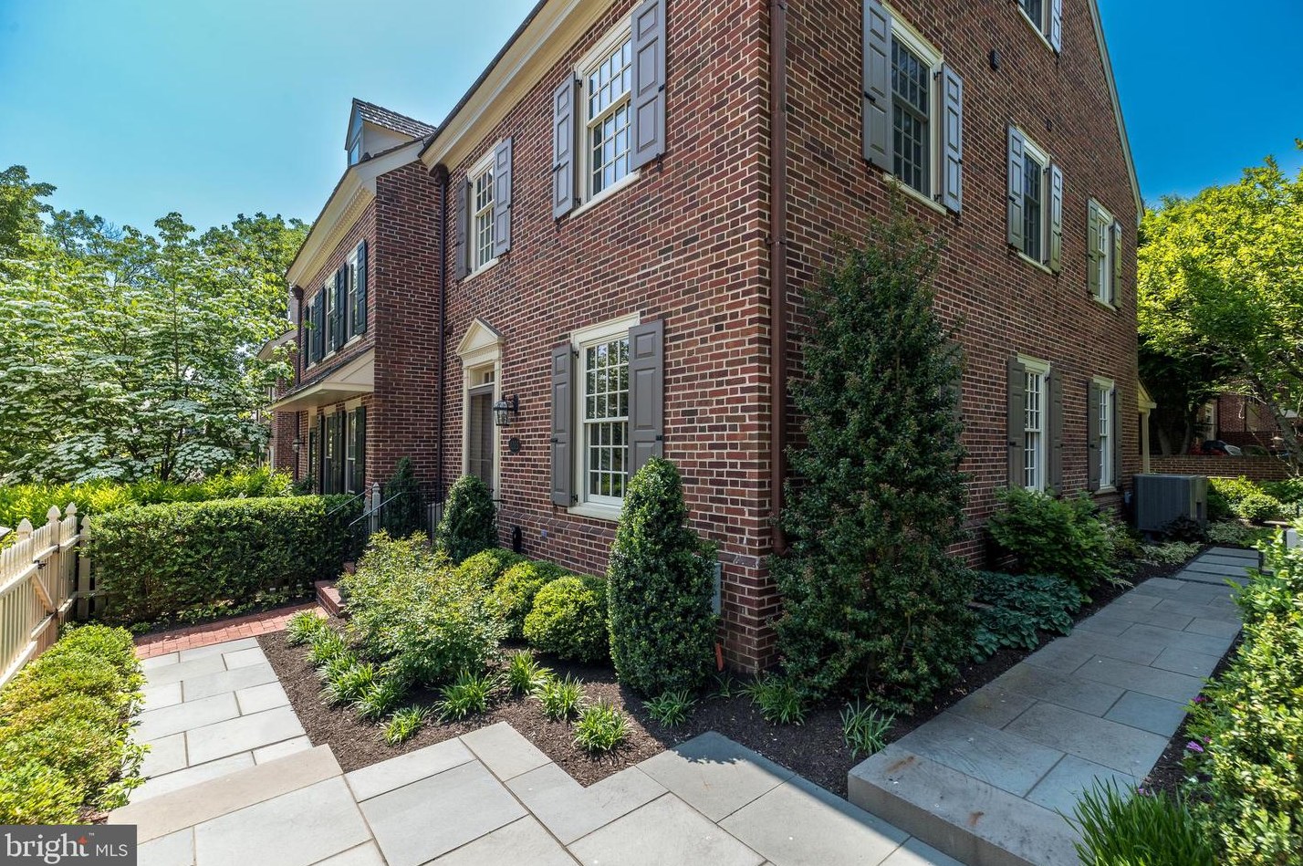 1203 Meissen Ct, Prospectville, PA 19002