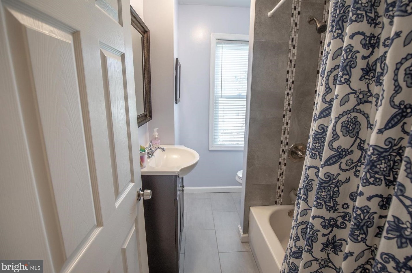 221 6th St, North Wales PA  19454-2905 exterior