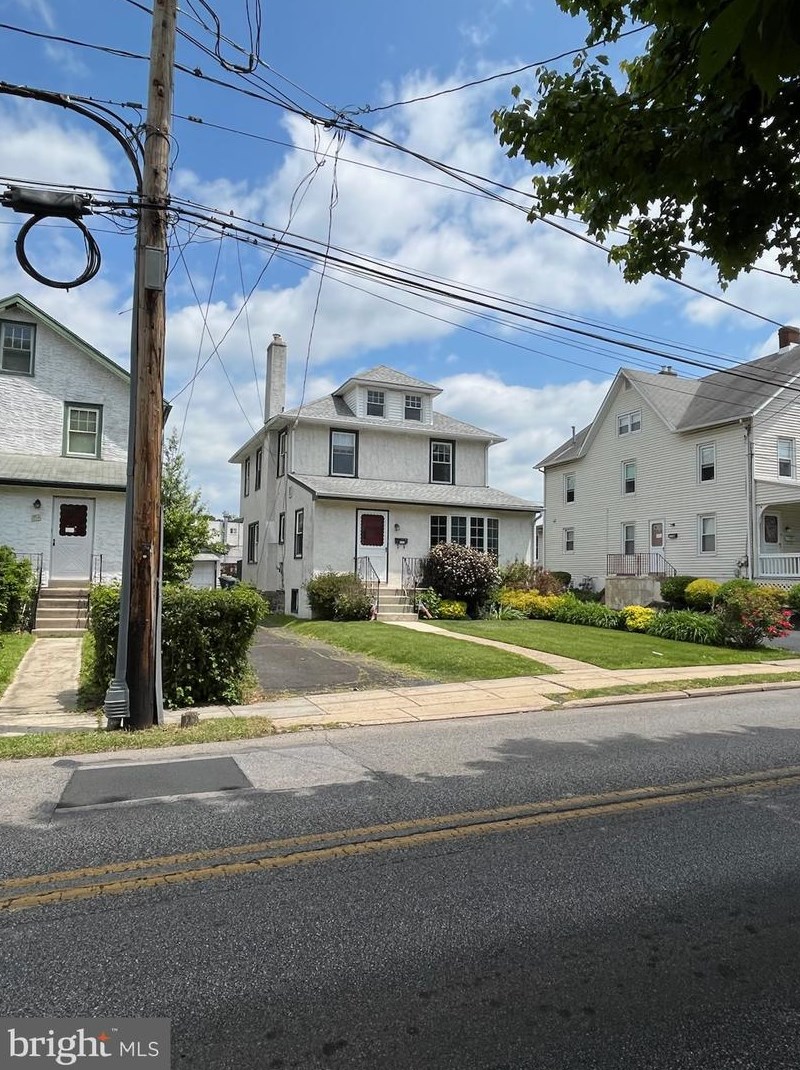 2317 Jenkintown Rd, Ardsley PA  19038-4316 exterior