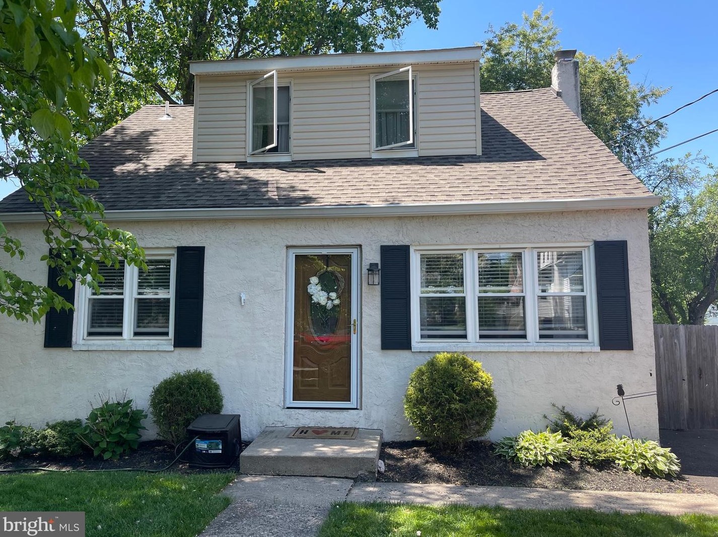 214 Madison Rd, Willow Grove, PA 19090