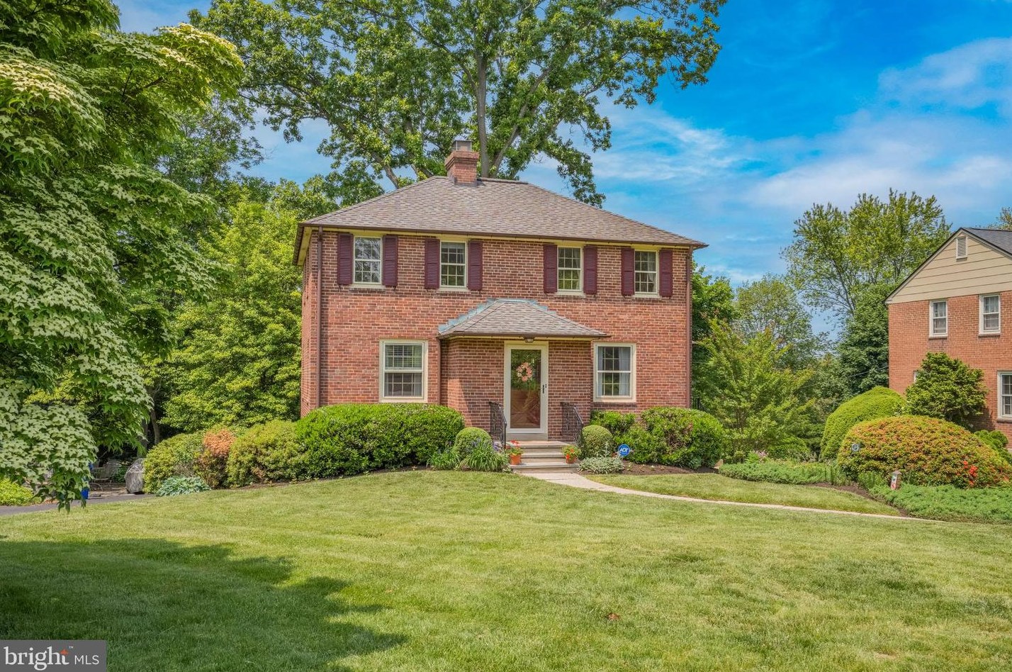 511 Lindley Rd, Ardsley, PA 19038-2801