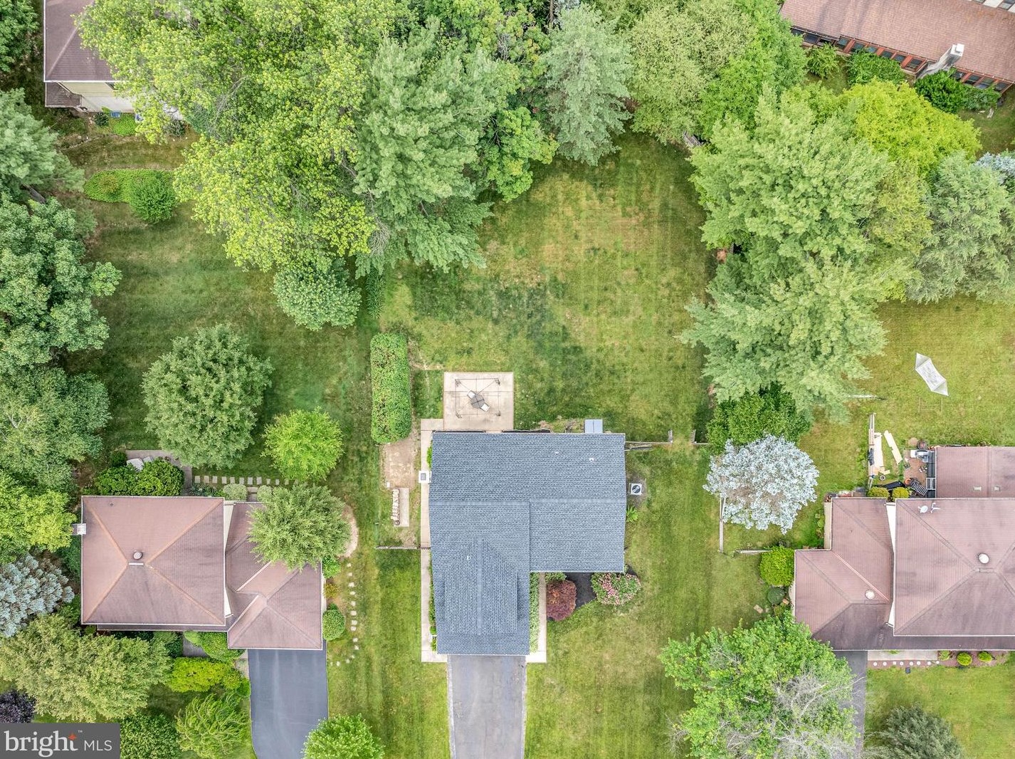 536 Village Cir, Blue Bell, PA 19422