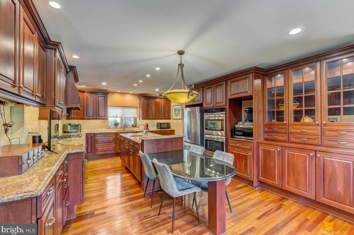 415 Brighton Pl, Melrose Park, PA 19027