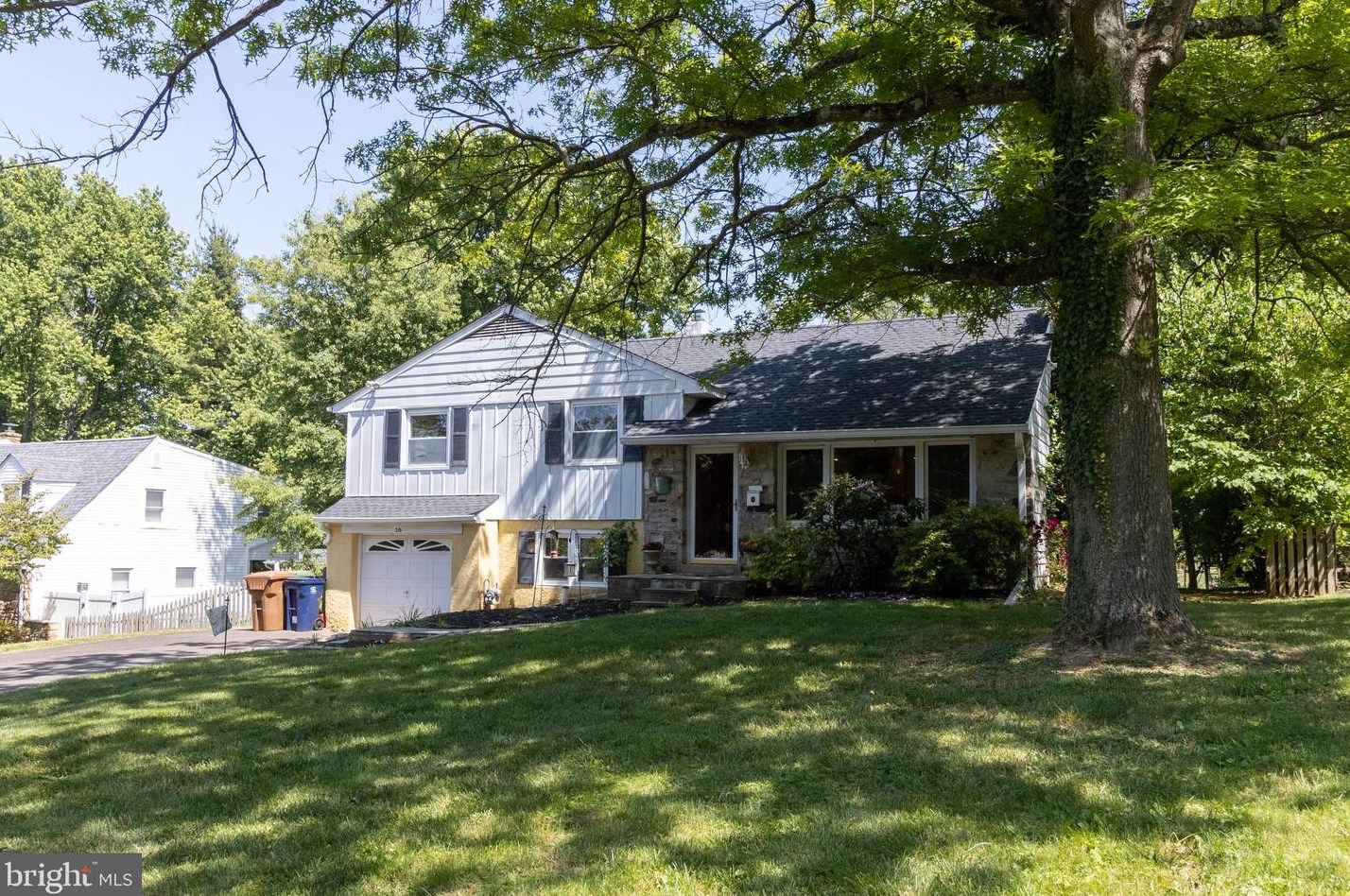 316 Garden Rd, Oreland, PA 19075