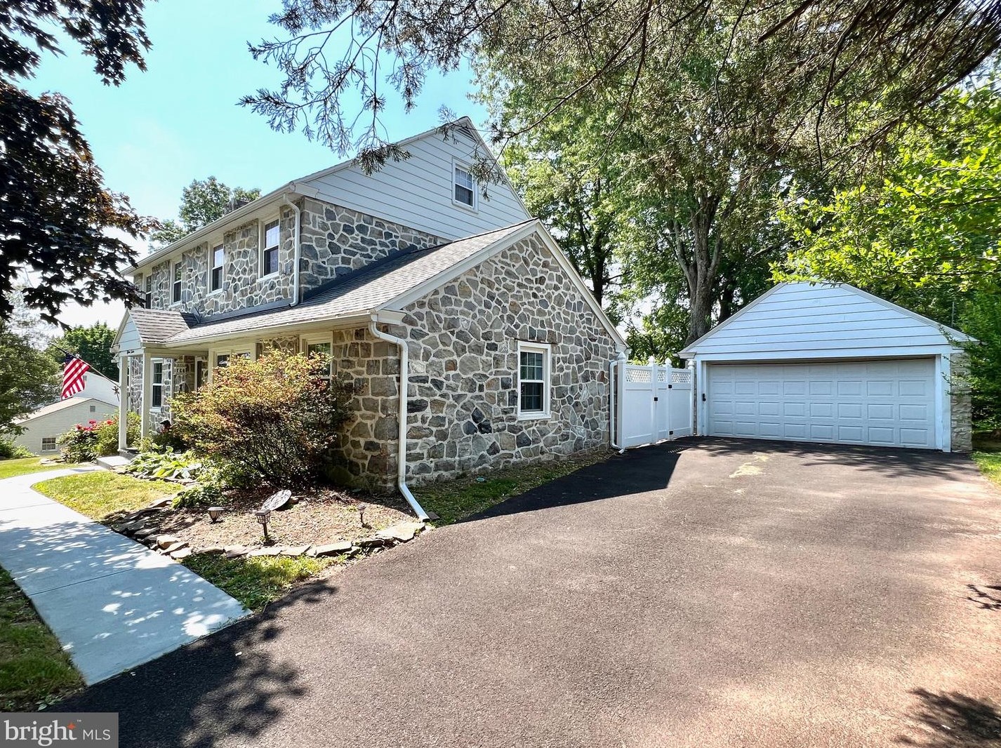 1512 Wilson St, Pottstown PA 19464-4454 exterior