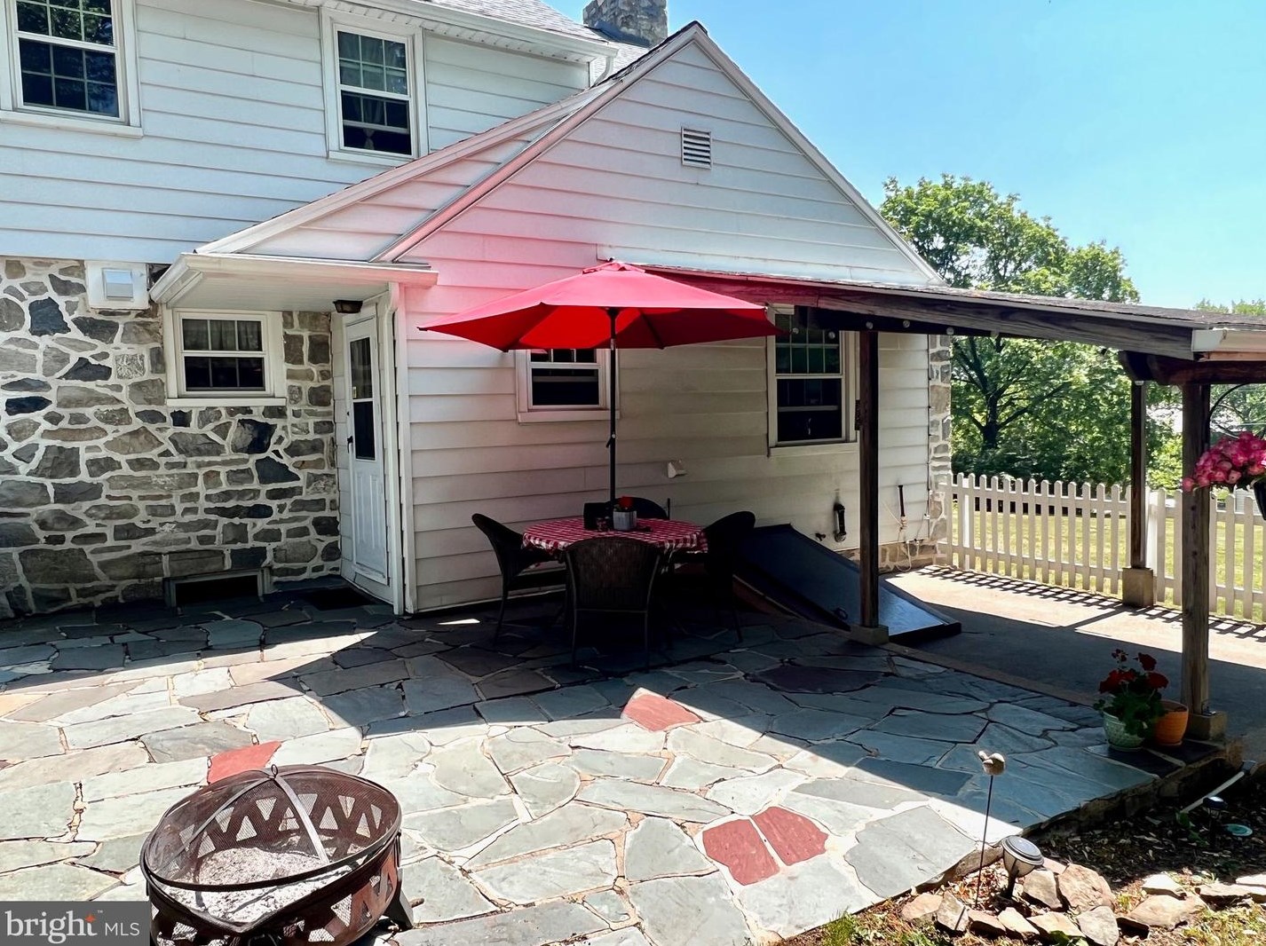 1512 Wilson St, Pottstown PA 19464-4454 exterior