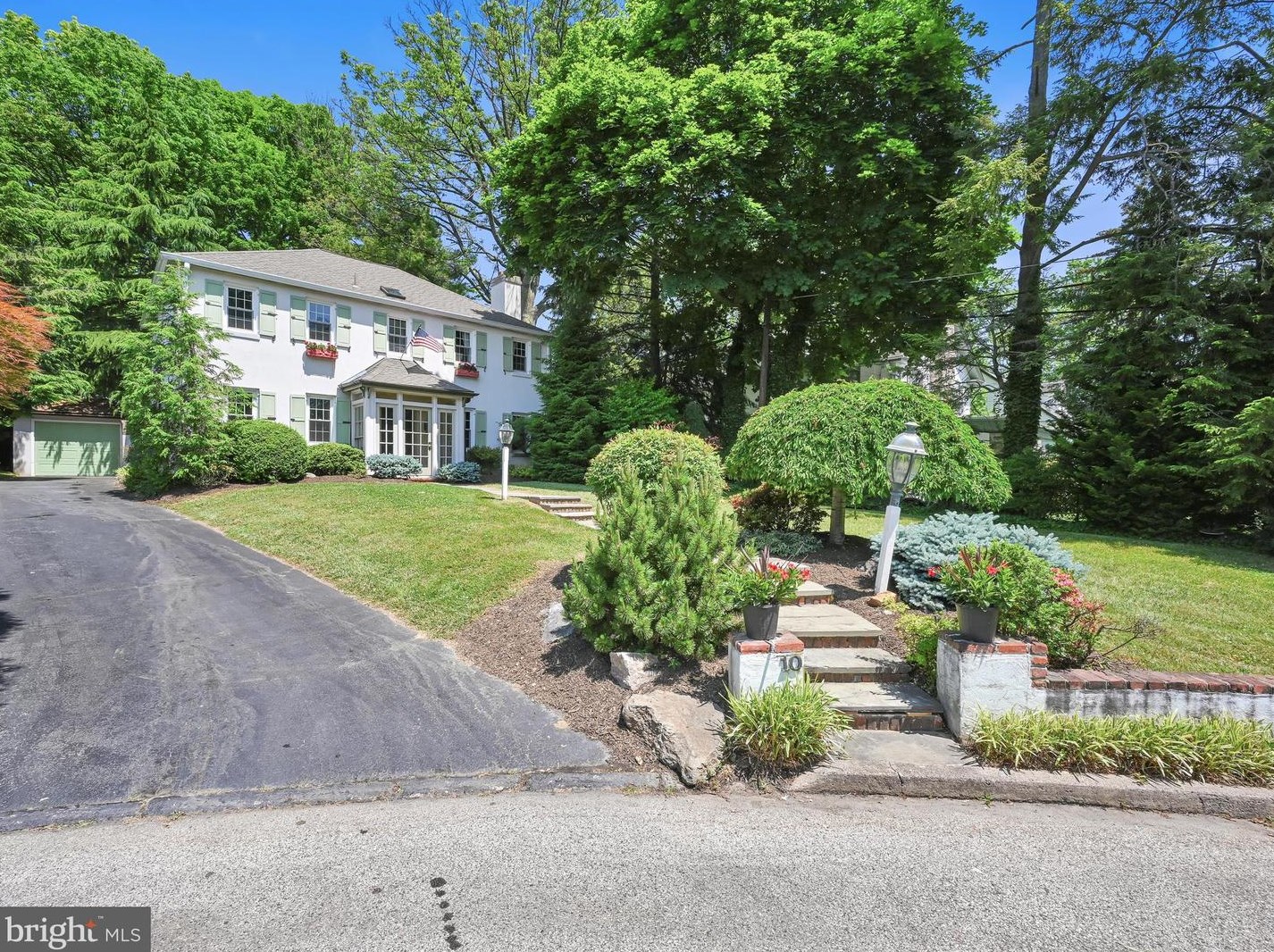 10 Wynnedale Cir, Penn Valley, PA 19072