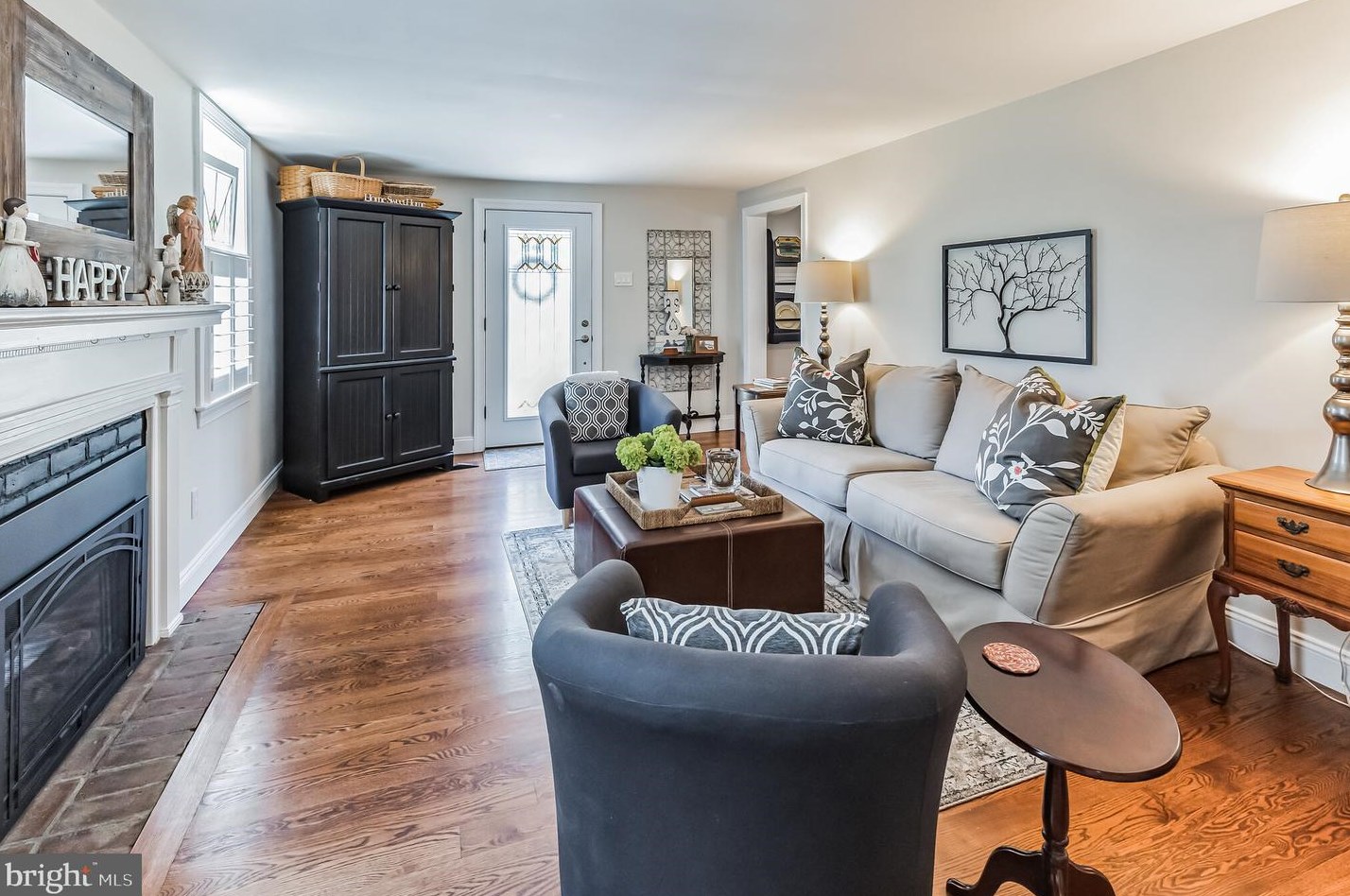 208 Station Ave, Ardsley, PA 19038-1413