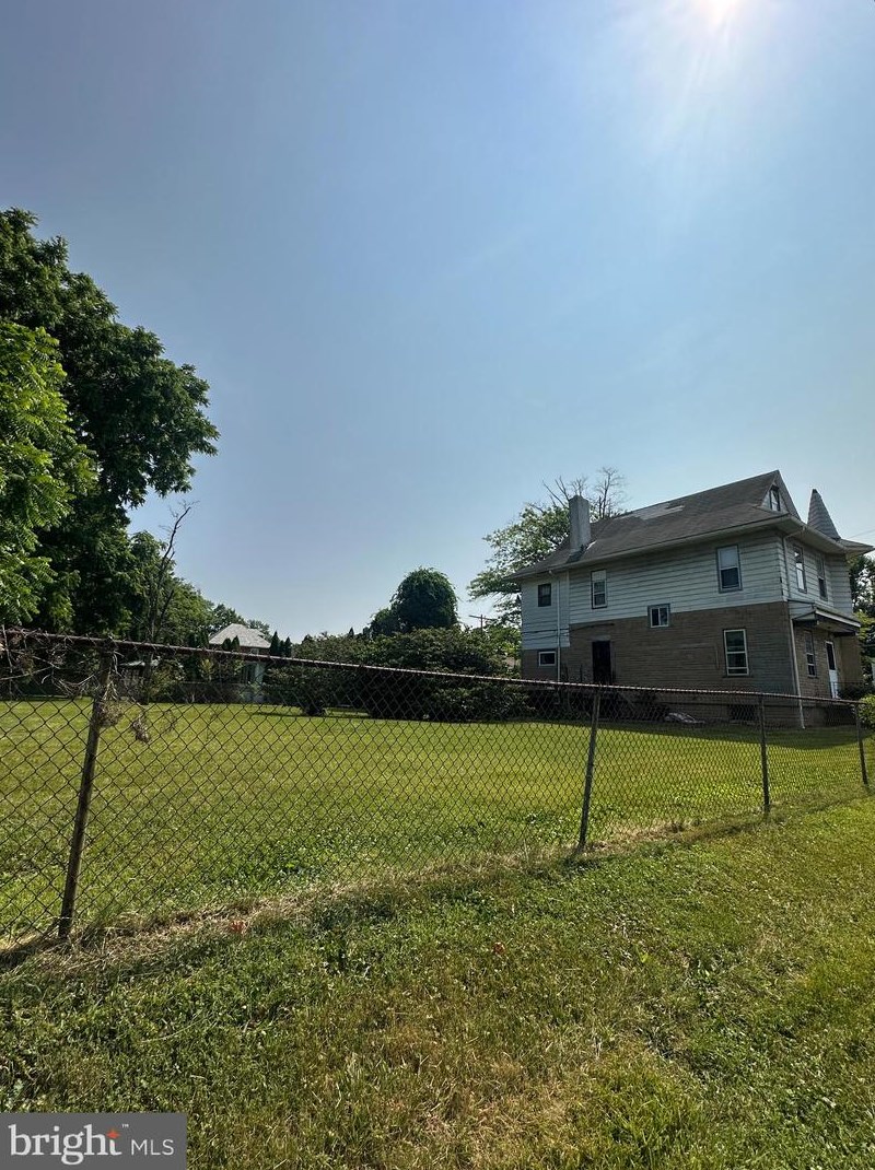 2343 Rubicam Ave, Willow Grove, PA 19090