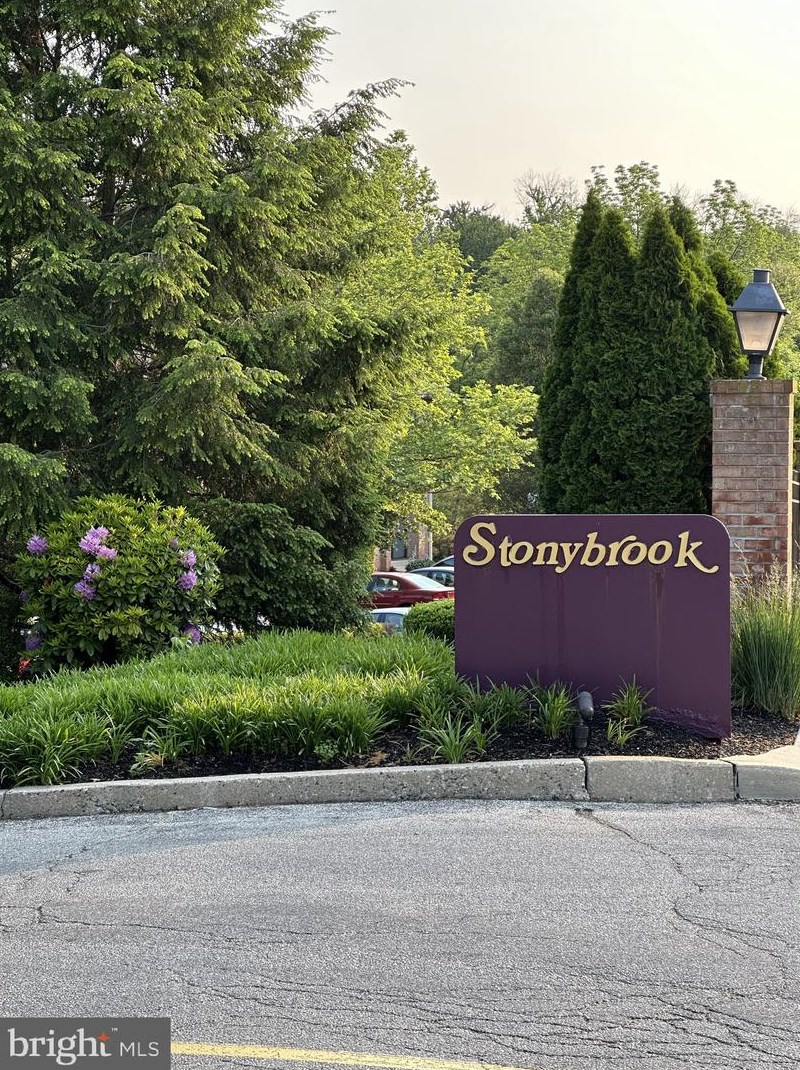 412 Stonybrook Dr, Norristown, PA 19403