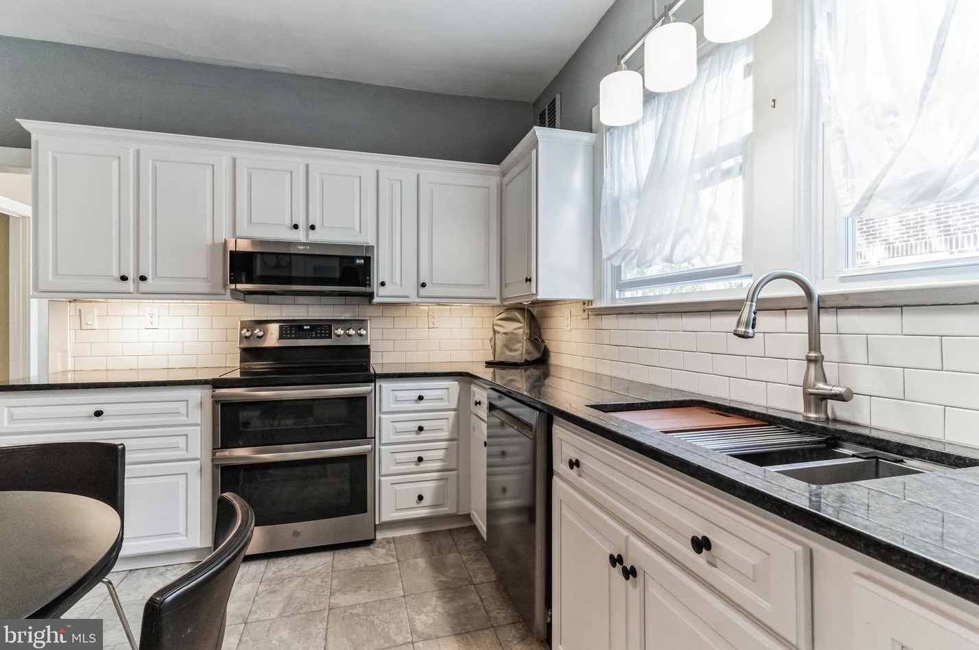 409 Cheltena Ave, Meadowbrook, PA 19046-2105