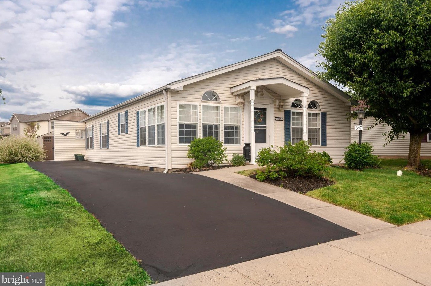 347 Farm Ln, North Wales, PA 19454-2349