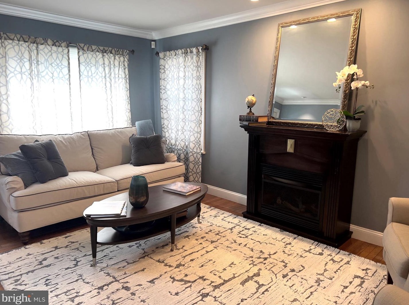668 Cricket Ave, Ardsley, PA 19038-2528