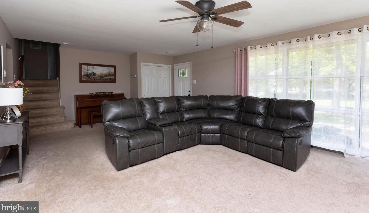 419 Twickenham Rd, Ardsley, PA 19038